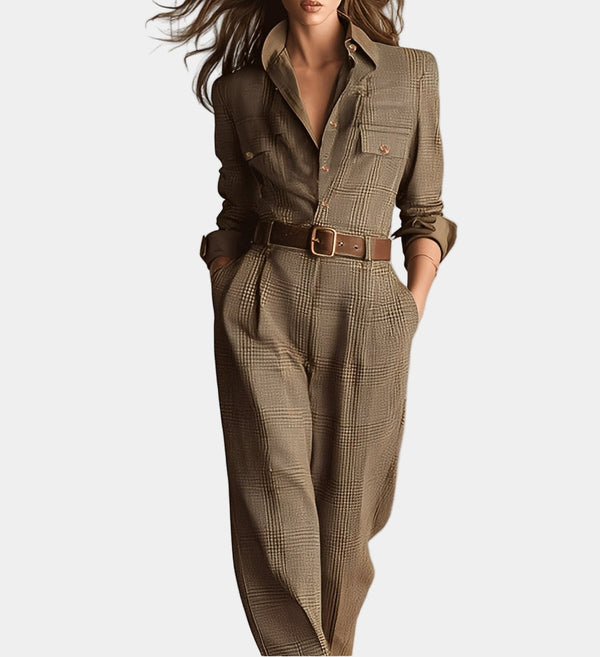 Ειρήνη - Καρό φόρμα με εκλεπτυσμένες λεπτομέρειες