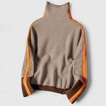 Αριστονίκη - Πουλόβερ με ψηλό γιακά και κομψές αντιθέσεις ρηγών